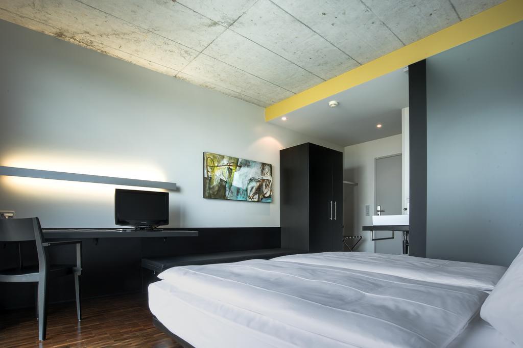 Hotel Kreuzlingen Am Hafen Kültér fotó