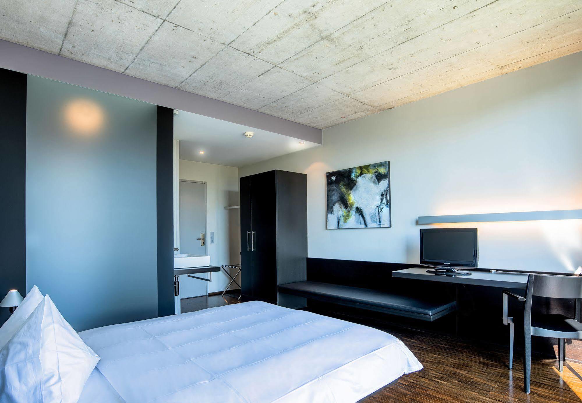 Hotel Kreuzlingen Am Hafen Kültér fotó